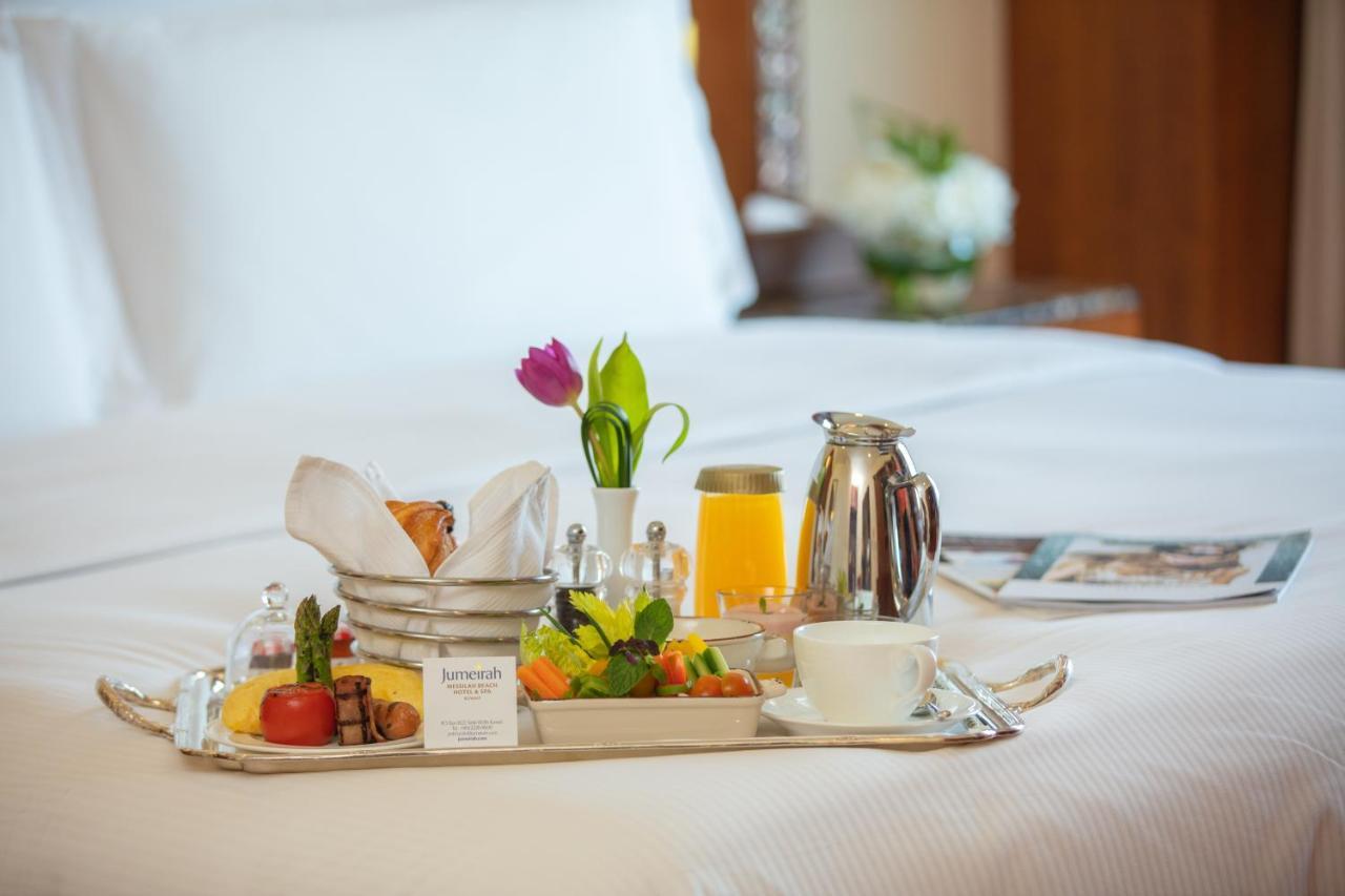 Jumeirah Messilah Beach Kuwait Kuwait City Екстер'єр фото Room service