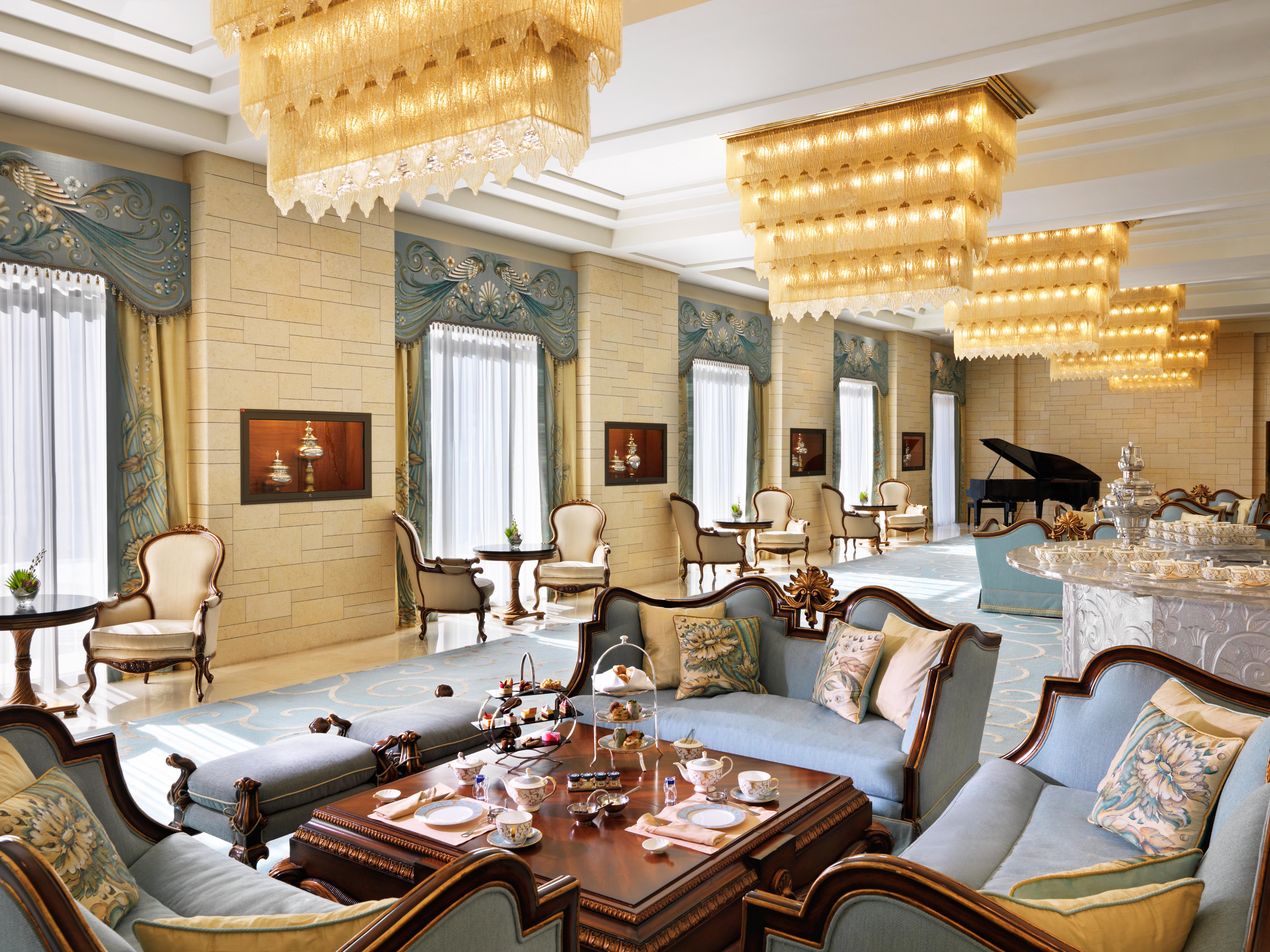 Jumeirah Messilah Beach Kuwait Kuwait City Екстер'єр фото The Imperial Lounge at the airport