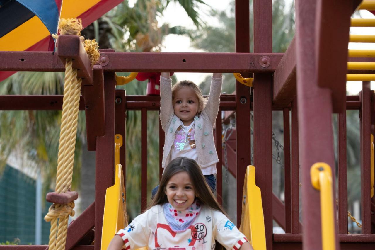 Jumeirah Messilah Beach Kuwait Kuwait City Екстер'єр фото Children playing at the park